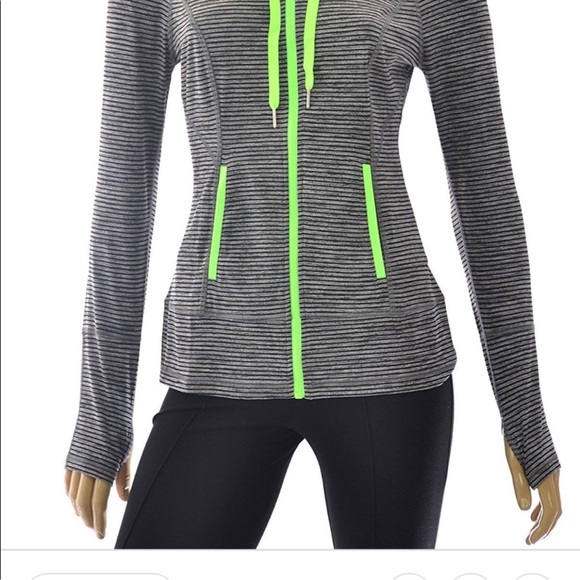 Lukka hoodie zip up size XL - Picture 6 of 6